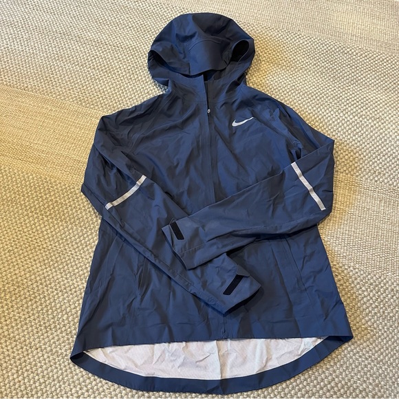 Nike Blue Zonal Aeroshield Women's Running Jacket | Size S - Picture 1 of 2